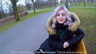 I-Swallows ishisa izikhotha zomuntu ongamazi - i-blowjob epaki ka-Eva Elfie